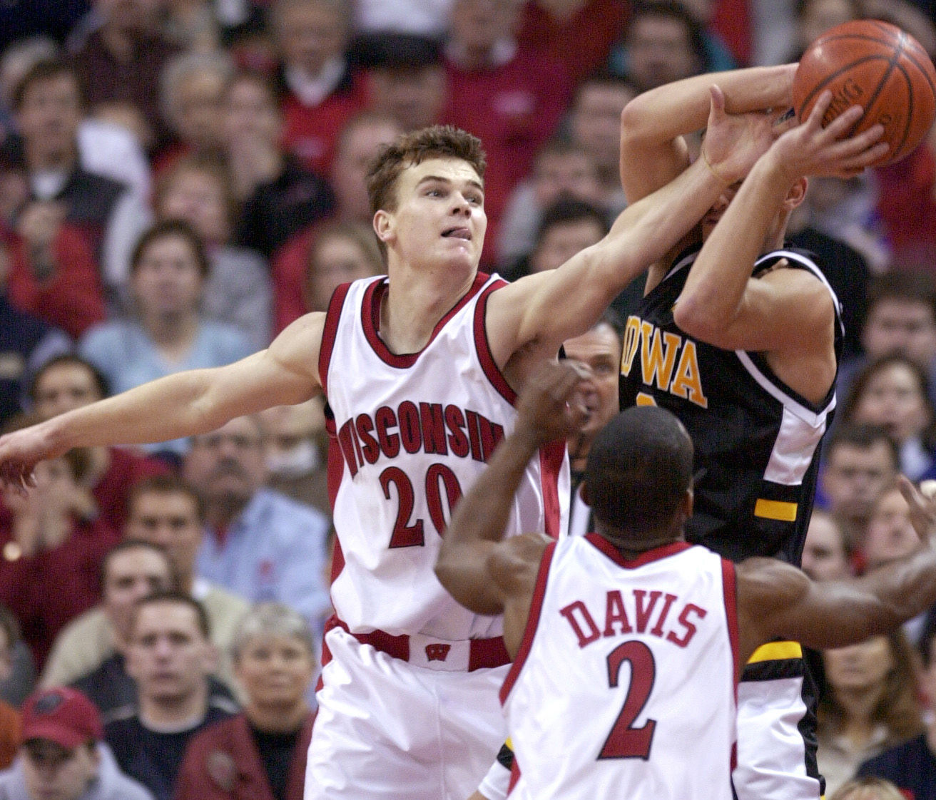 SWARMING DEFENSE